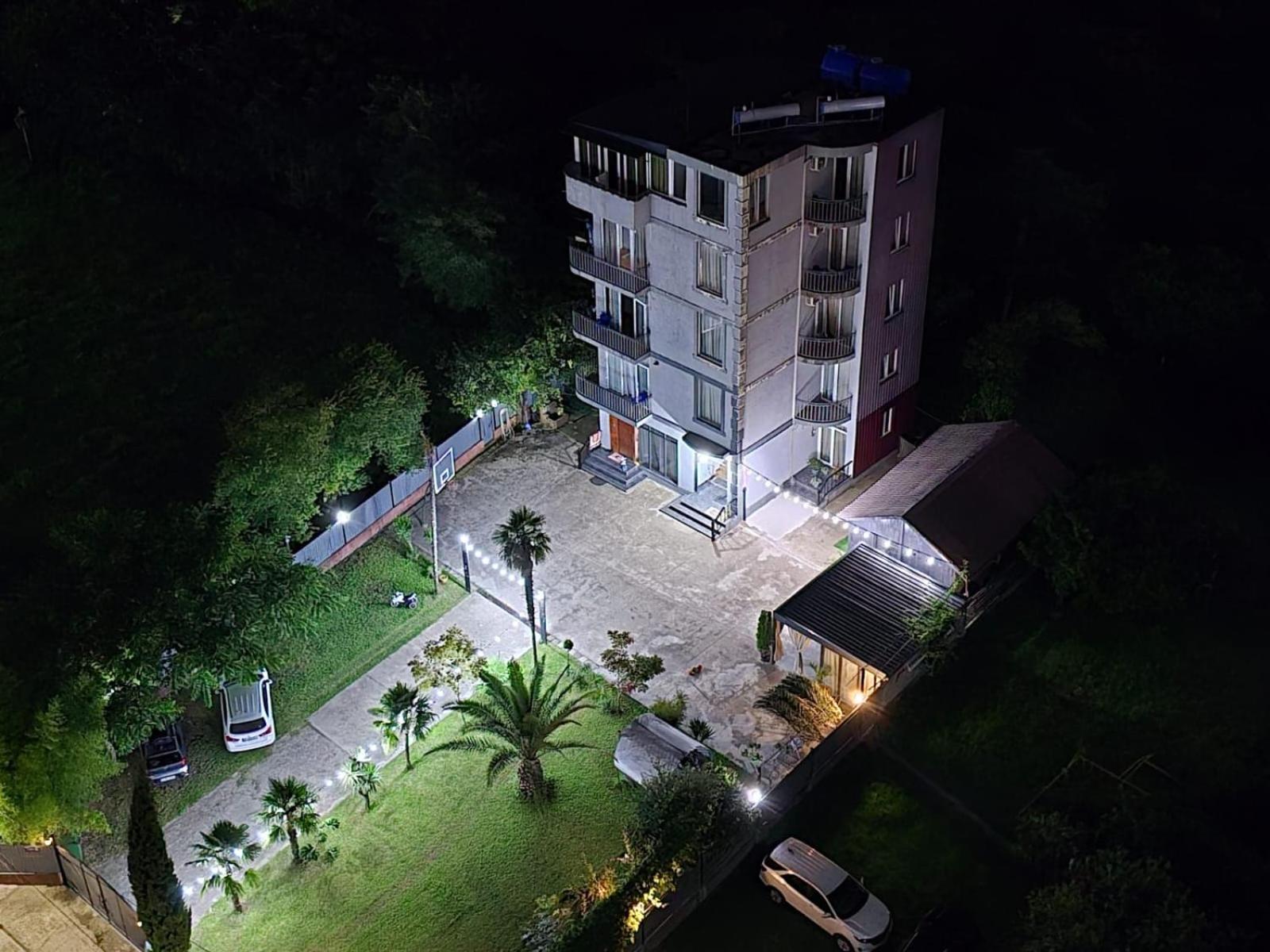 Hotel Dadu Batumi Exterior foto